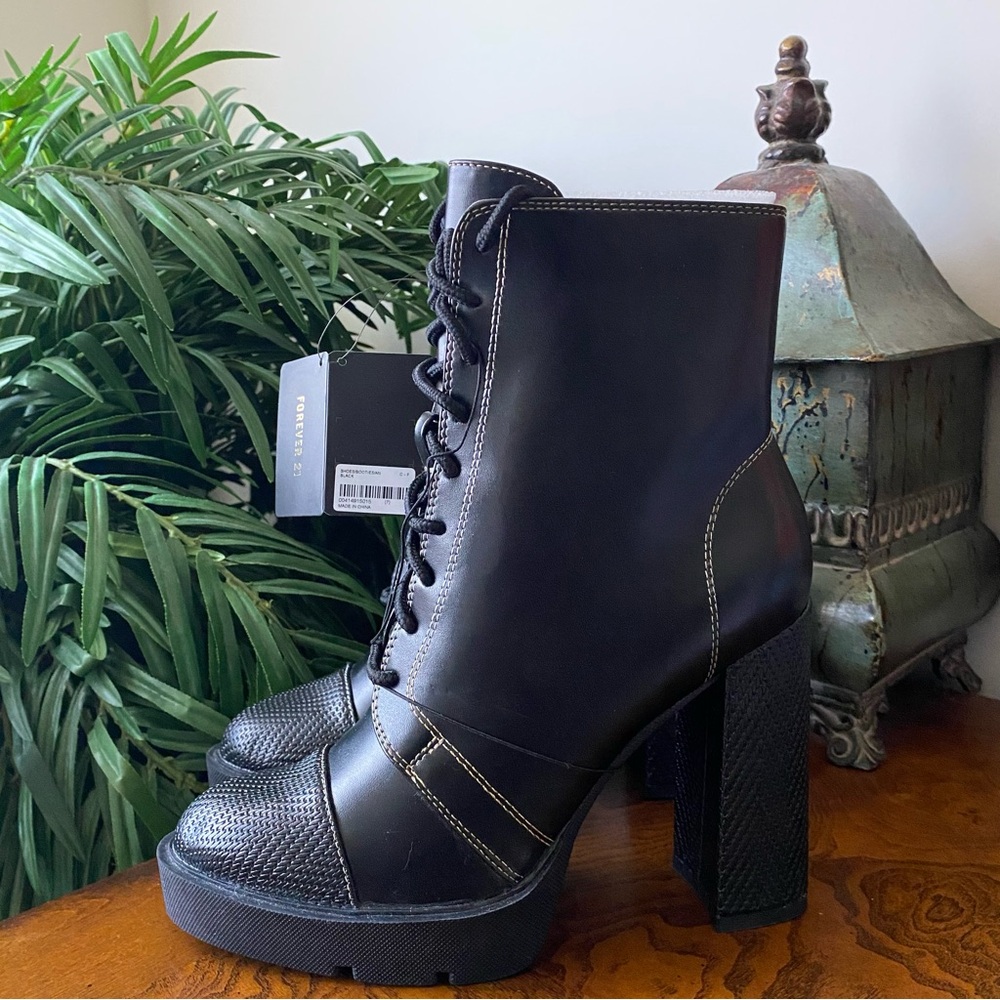 Forever 21 Black Lace-Up Platform Ankle Boots
